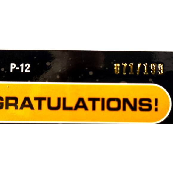 Topps Chrome Star Wars The Force Awakens ADM. ACKBAR P-12 Patch Shimmer 71/200 - Picture 3 of 3